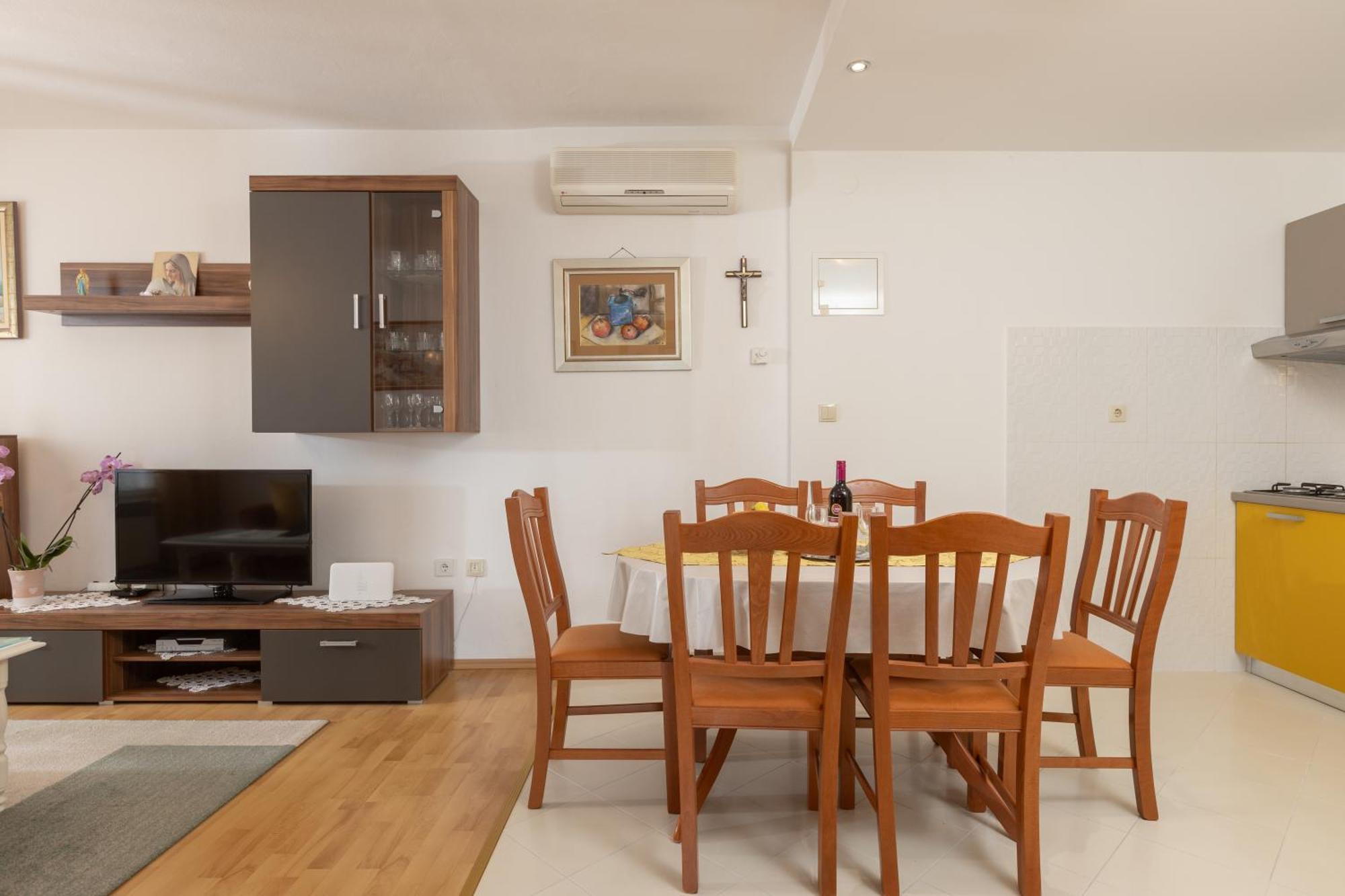Brela Family Apartment Ngoại thất bức ảnh